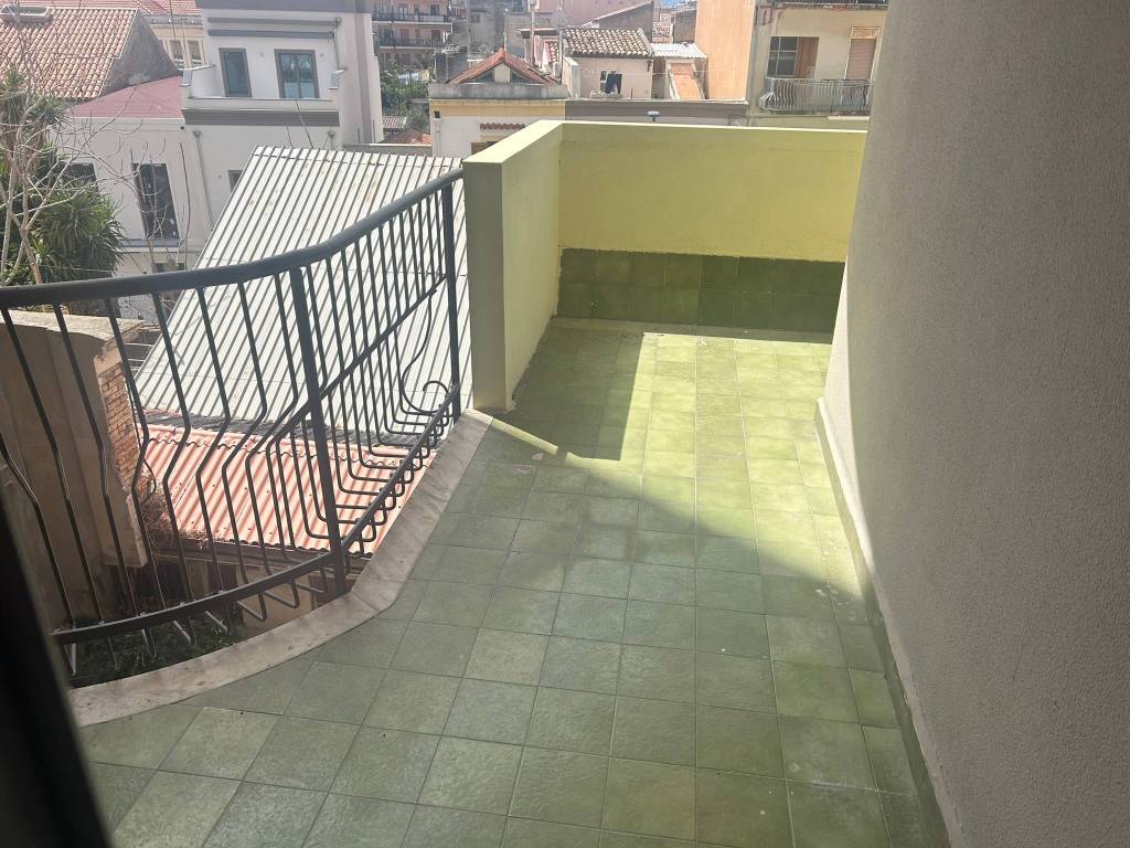 Appartamento a Milazzo in Piazza Roma - Foto 3