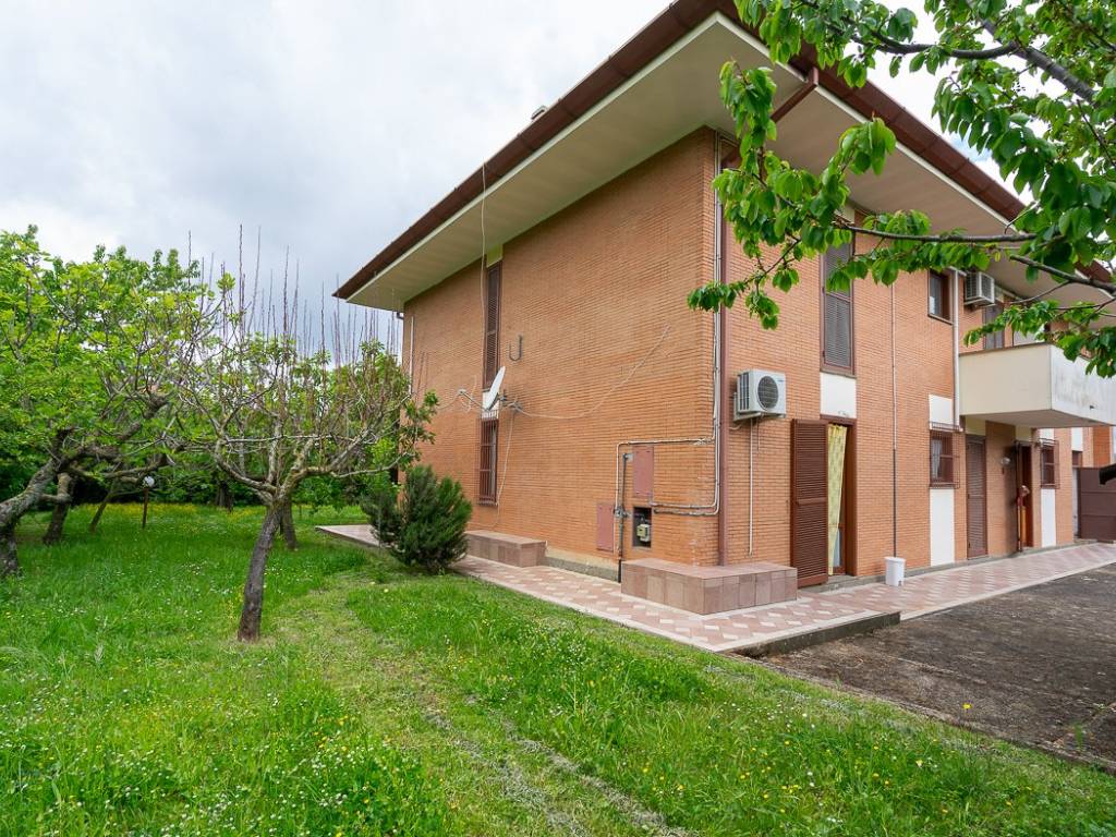 Villa a Sezze in Via Villa Petrara - Foto 4