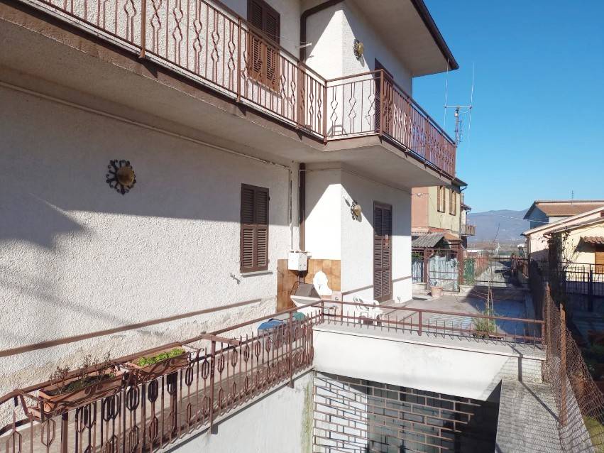 Villa a Rieti in Via Colli sul Velino, 6 - Foto 4