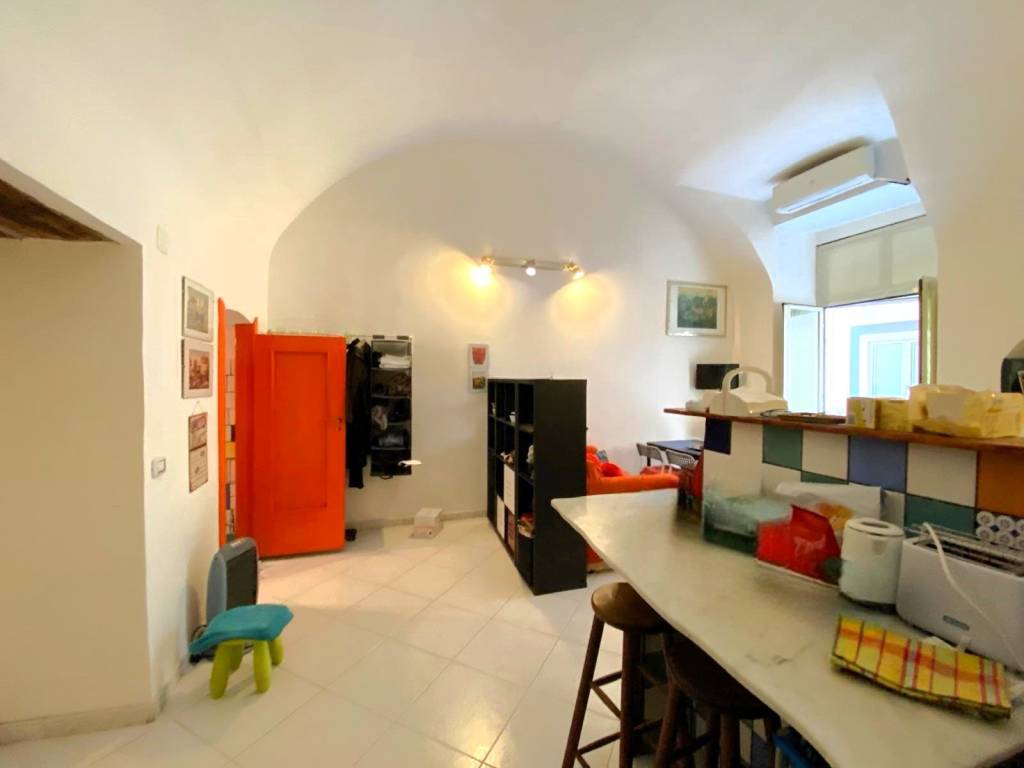 Appartamento a Napoli in Vico Lazzi - Foto 3