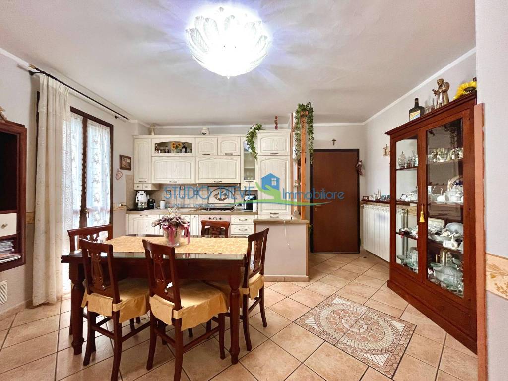 Appartamento a Monsummano terme in Via Francesca Nord - Foto 4