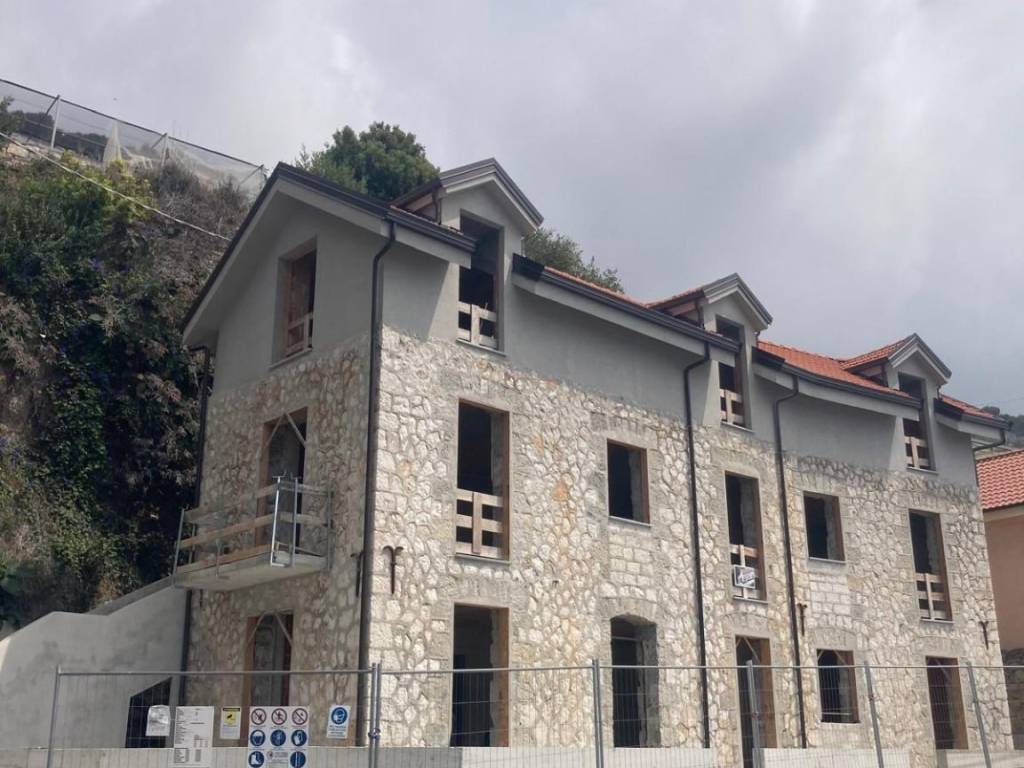 Appartamento a Ventimiglia in Corso Mentone, 48 - Foto 3