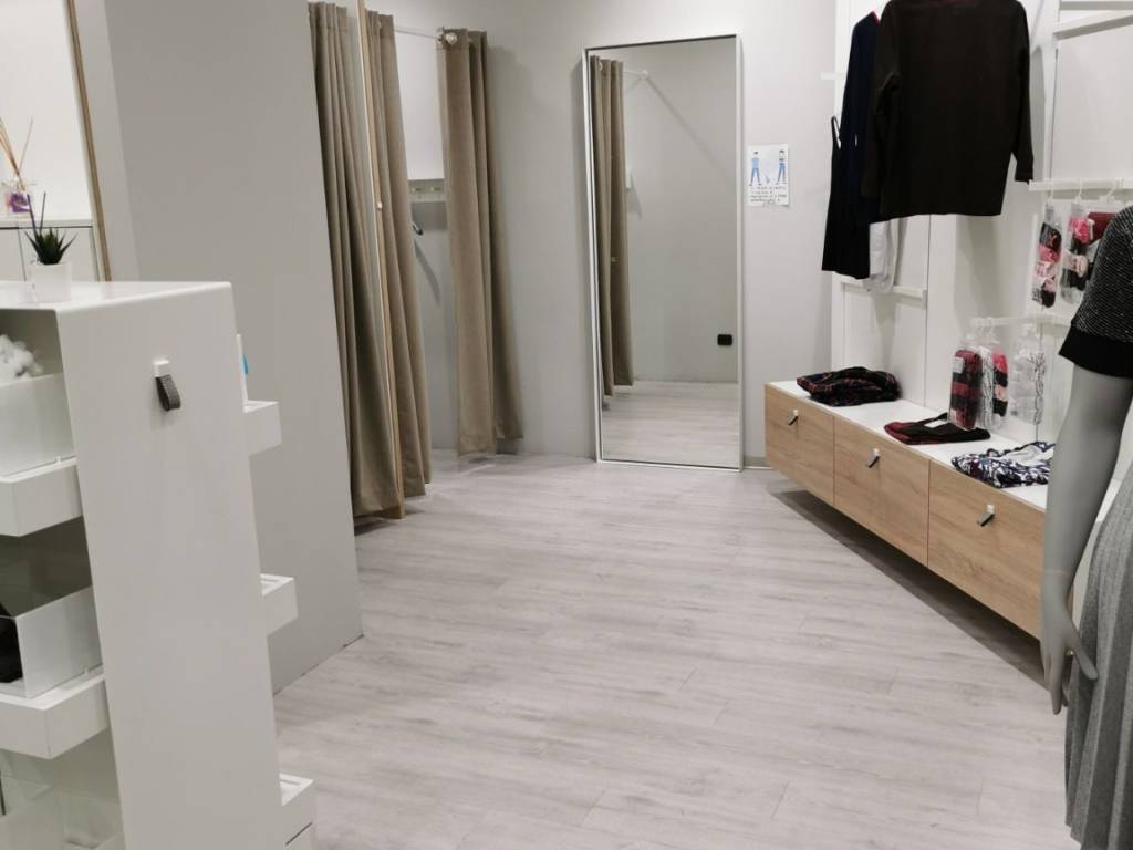 Immobile a Torino in Via San Tommaso, 16 - Foto 2