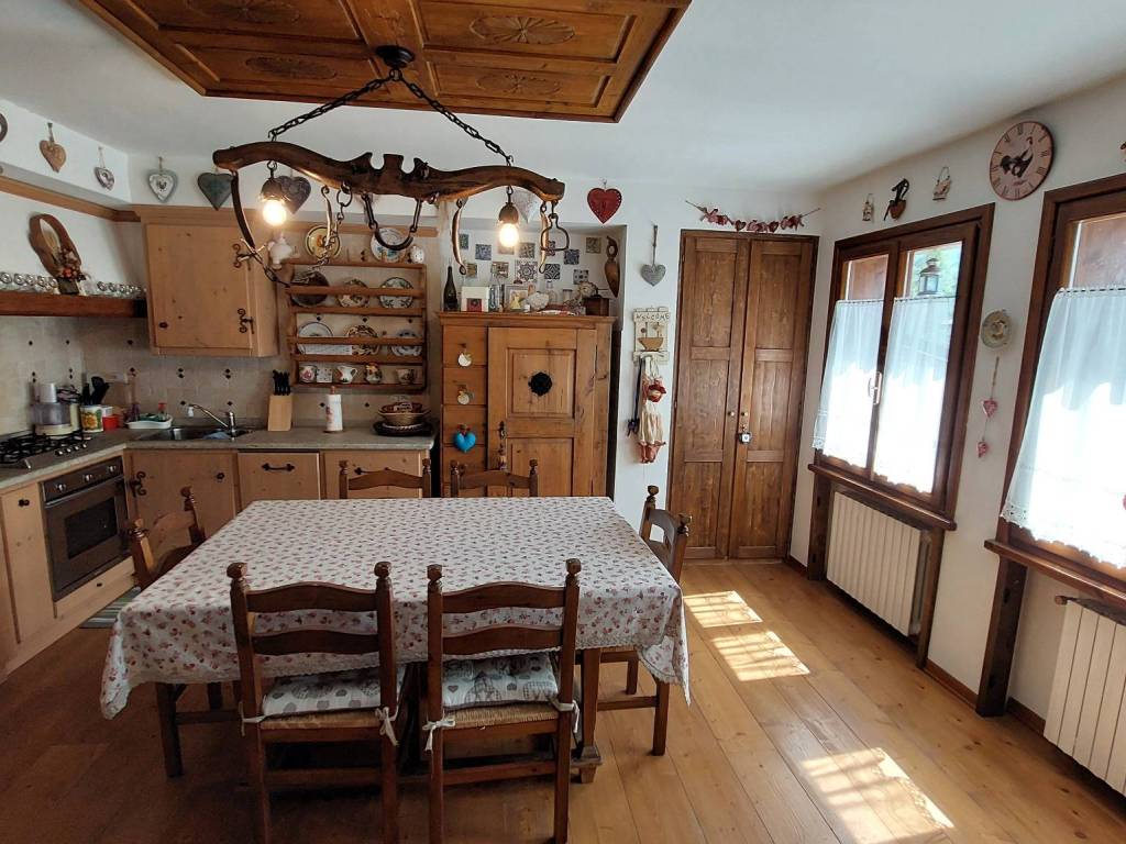 Appartamento a Borca di cadore in Via Olivo Sala - Foto 3