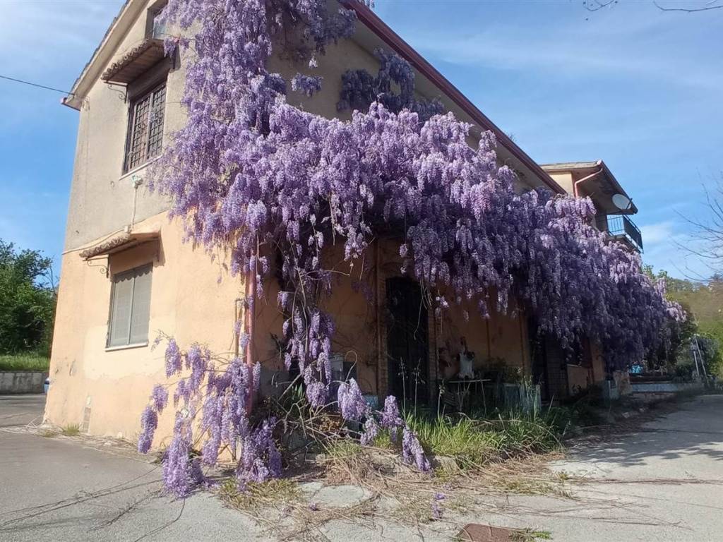 Villa a Atripalda in via Serino - Foto 5