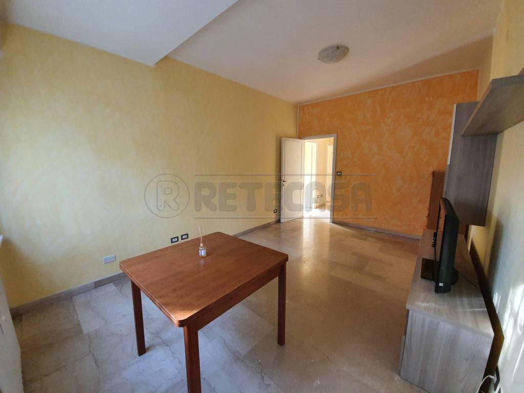 Appartamento a Cremona in Via Dante - Foto 4