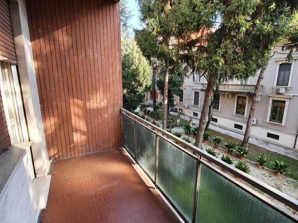 Appartamento a Cremona in Via Dante - Foto 5