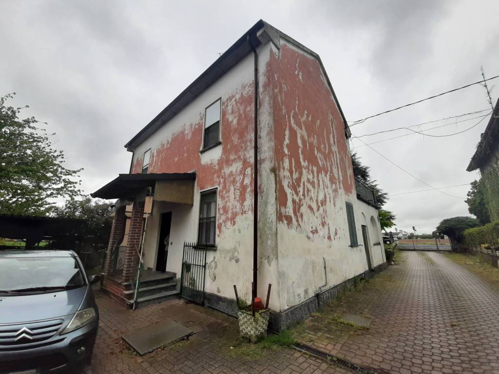 Casa indipendente a Alessandria in Via Piacenza - Foto 2