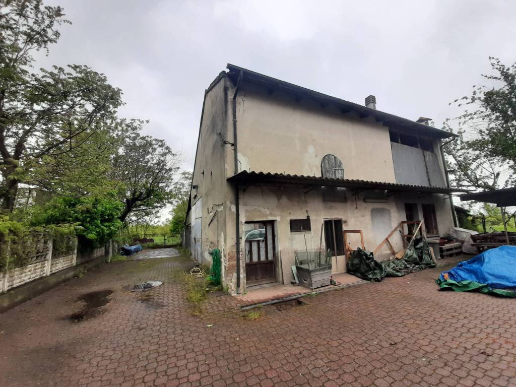 Casa indipendente a Alessandria in Via Piacenza - Foto 4