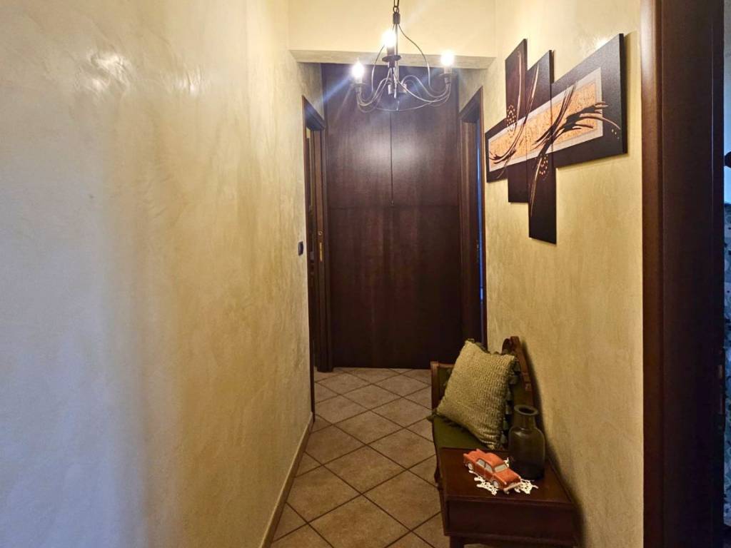 Attico / mansarda a Latina in Via degli Aurunci - Foto 3