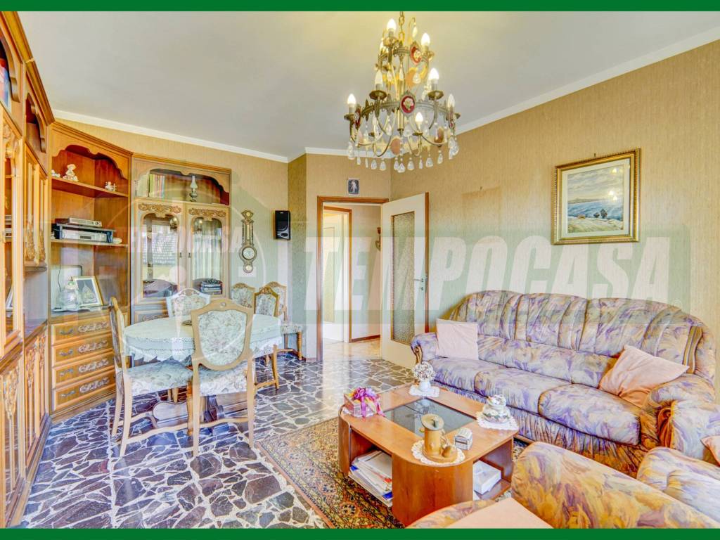 Appartamento a Sangiano in Via Giuseppe Verdi, 9 - Foto 5