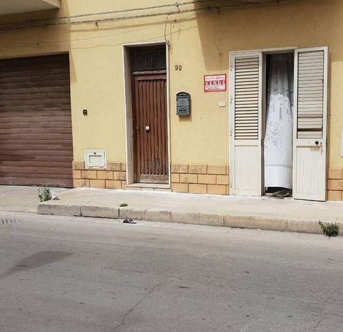 Appartamento a Castelvetrano in Via Pietro Luna - Foto 4