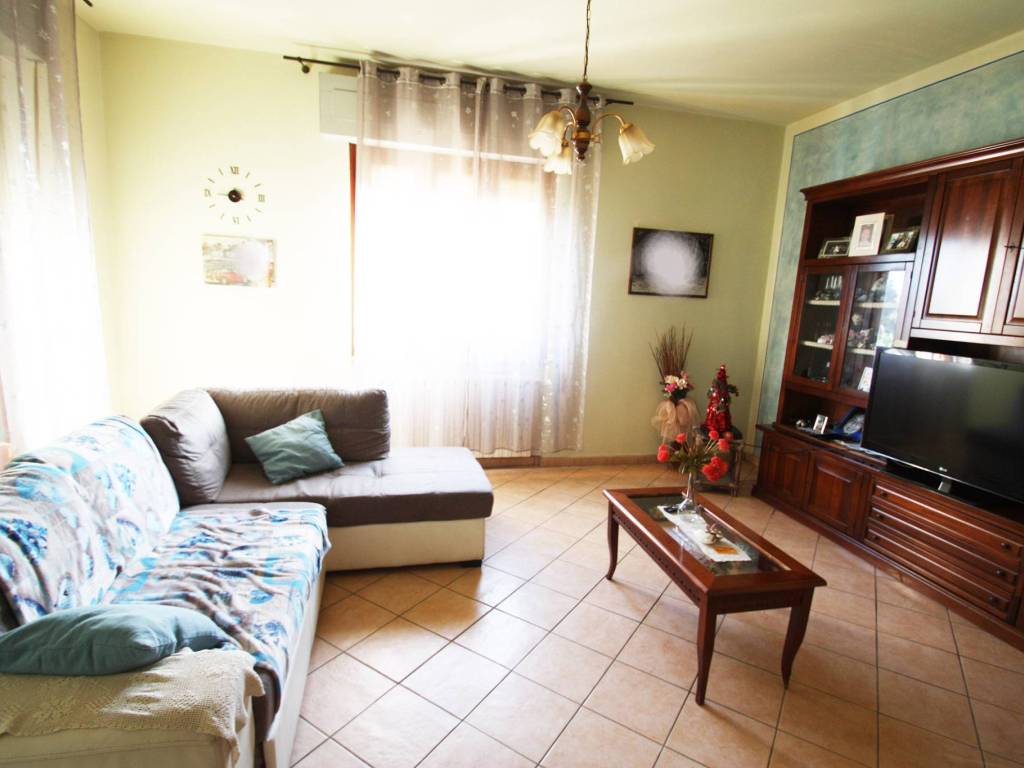 Appartamento a Buggiano in Via Terra Rossa - Foto 2