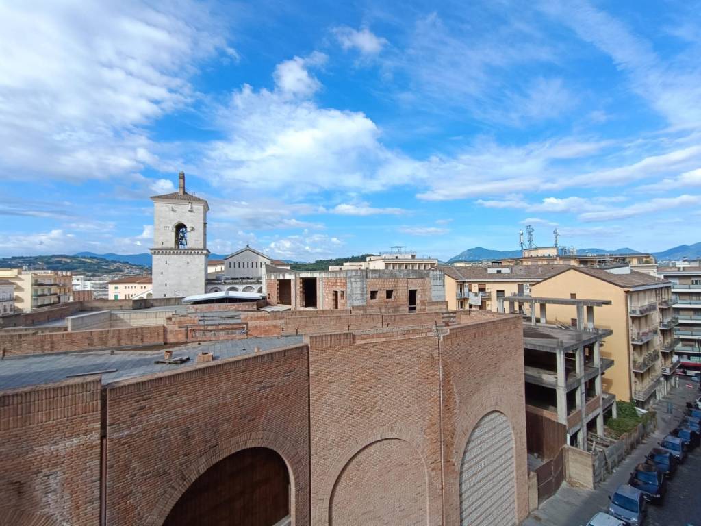 Appartamento a Benevento in Via Giuseppe Pasquali - Foto 4