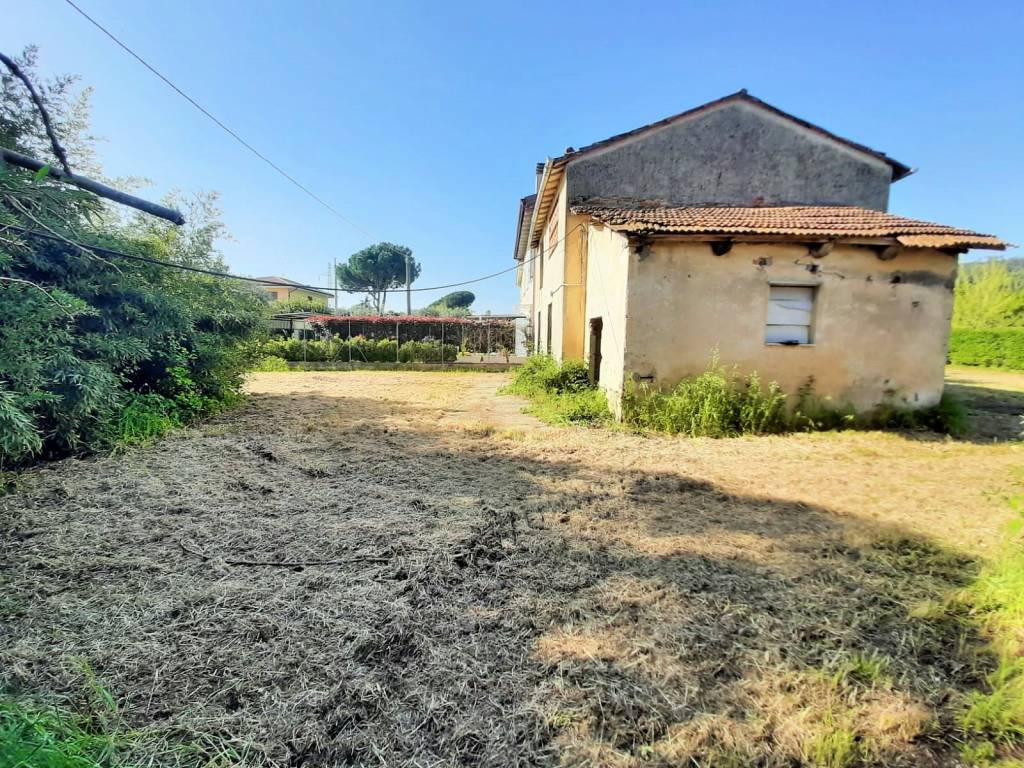 Villa a Massarosa in Via della Rosa - Foto 5