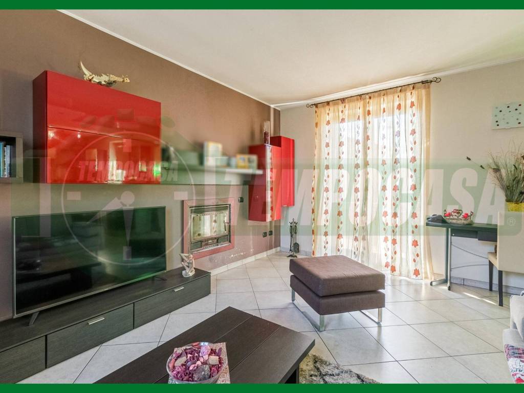 Casa indipendente a Samarate in Via Giuseppe Verdi - Foto 2