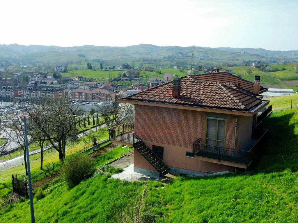 Villa a Castagnole delle lanze in Via 24 Maggio - Foto 3