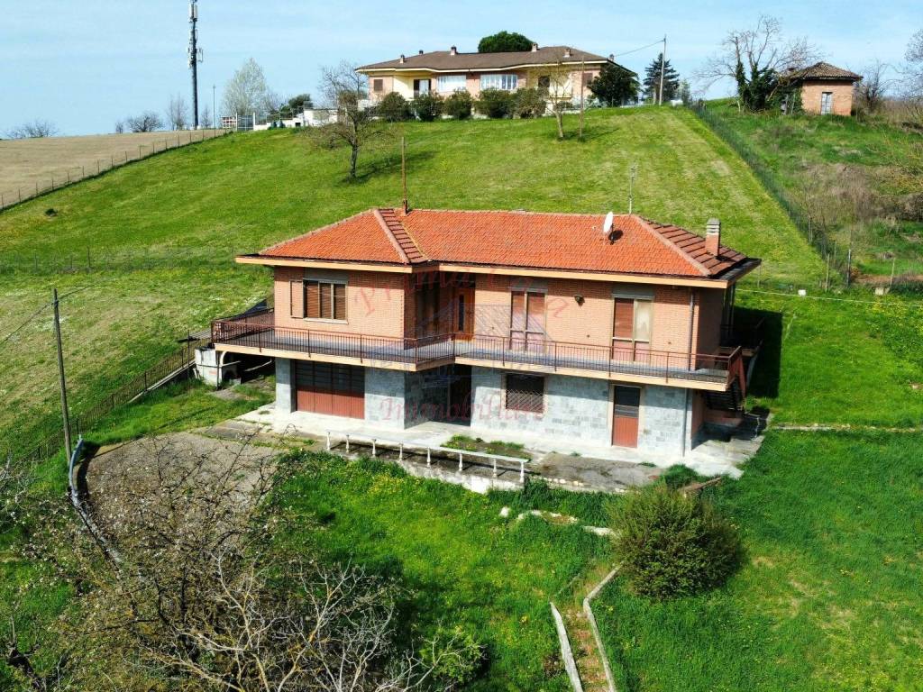 Villa a Castagnole delle lanze in Via 24 Maggio - Foto 4