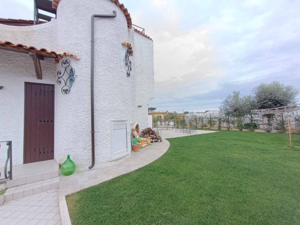 Villa a San felice circeo in Via Terracina - Foto 2