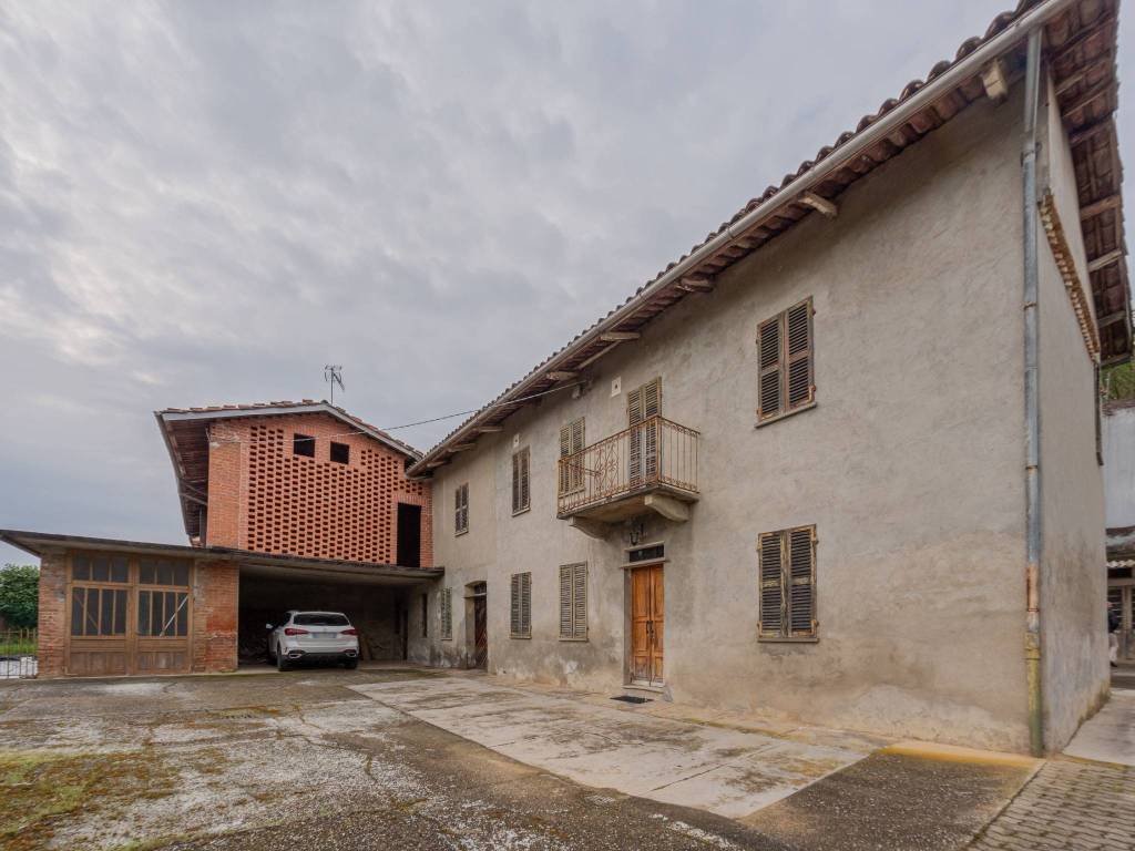 Rustico / casale a Asti in Frazione Mombarone, 66 - Foto 2