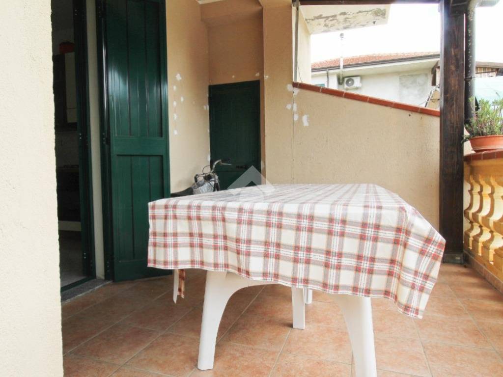 Appartamento a Cutro in Via dei Fiordalisi - Foto 5