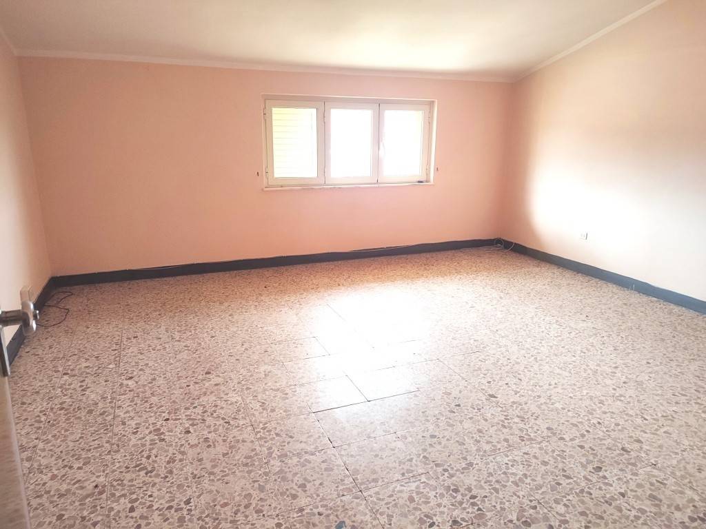 Appartamento a Bosa in Via Alfonso La Marmora - Foto 4