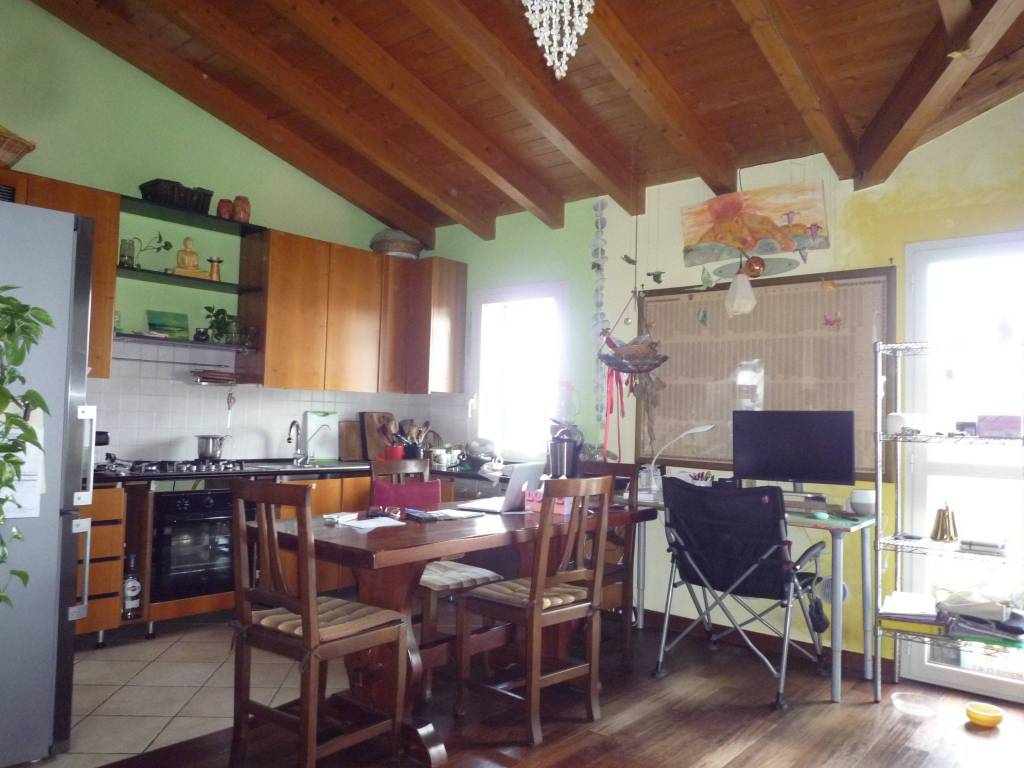 Attico / mansarda a Golasecca in Via Giuseppe Verdi, 26 - Foto 2