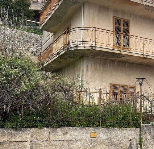 Villa a Montelepre - Foto 2