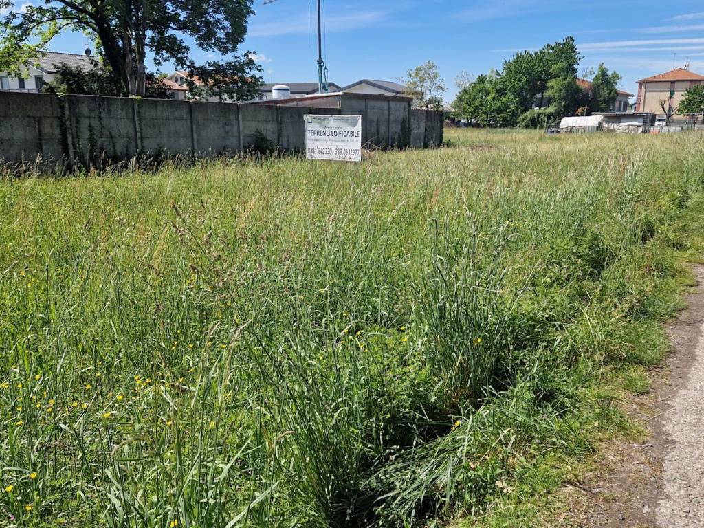 Terreno a Lonate ceppino in Via Cristoforo Colombo - Foto 4
