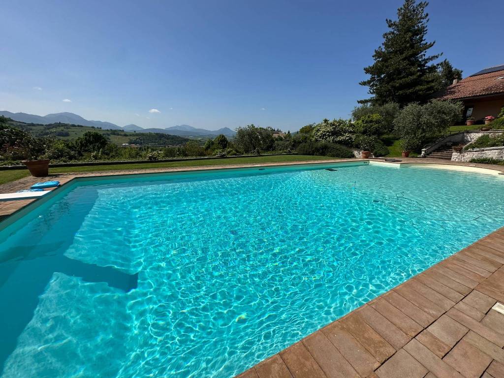 Villa a Fabriano in Via dei Cappuccini - Foto 4