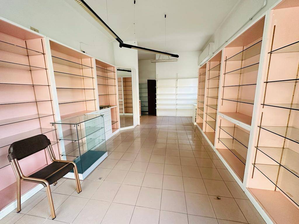 Immobile a Diano marina in Via Generale Ardoino, 165 - Foto 4