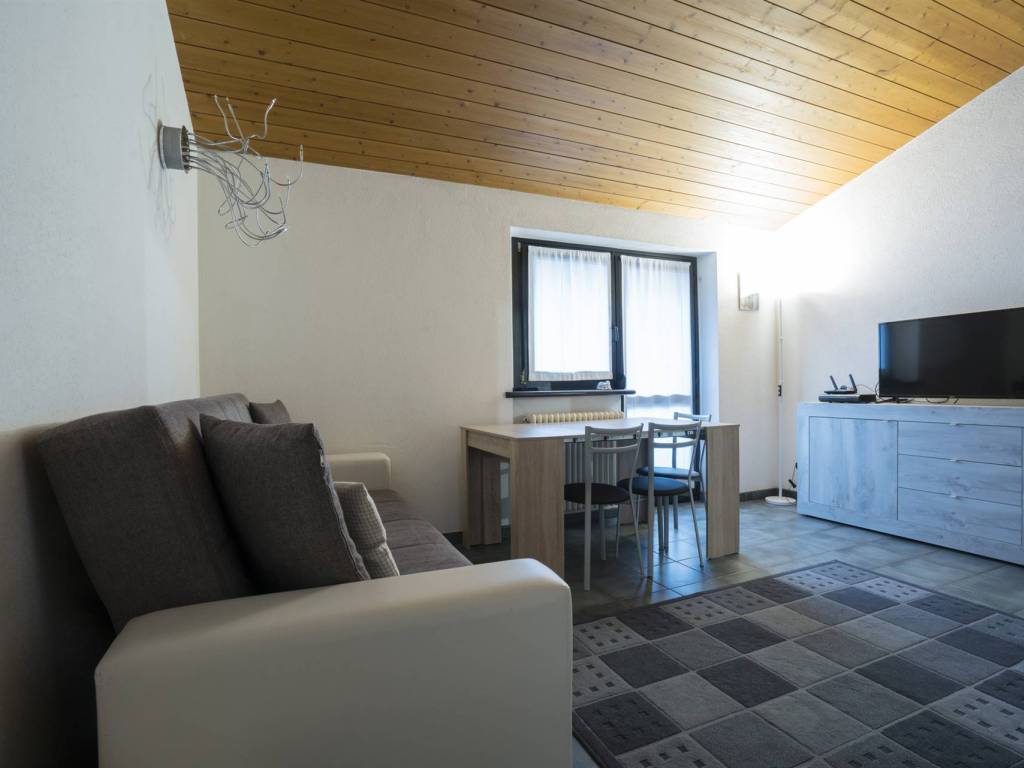 Appartamento a Campodolcino in Via S. Antonio, 8 - Foto 2