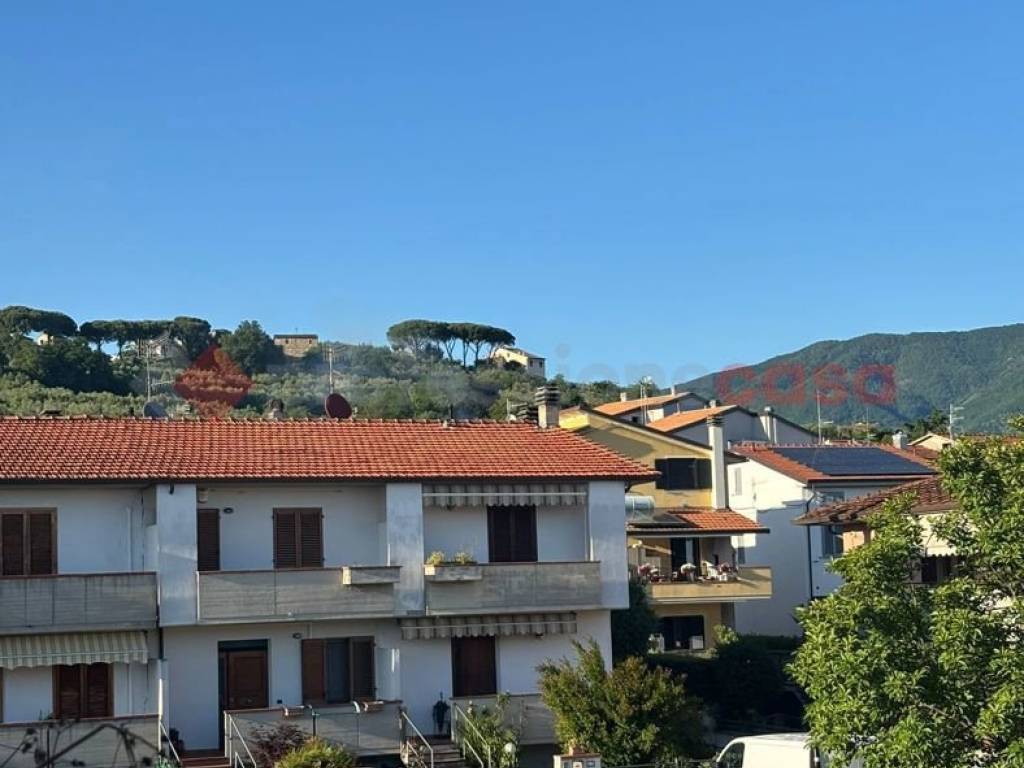 Villetta a schiera a Montale in Via Giambattista Vico - Foto 2