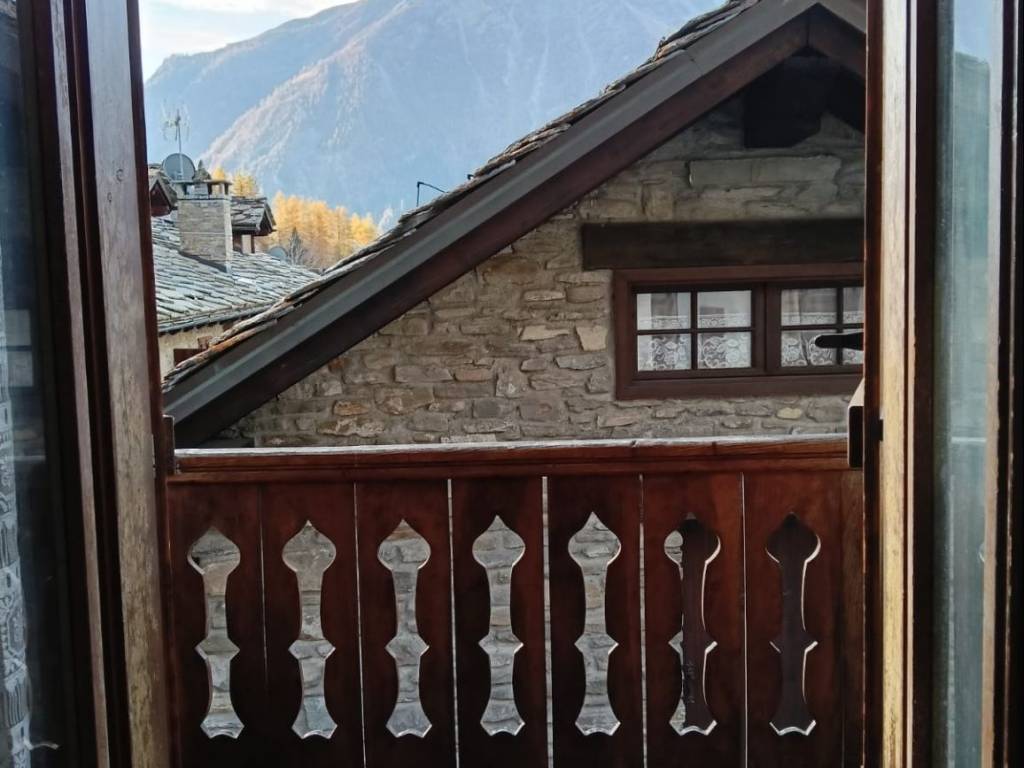 Appartamento a Courmayeur in Via Hermitage, 8 - Foto 3