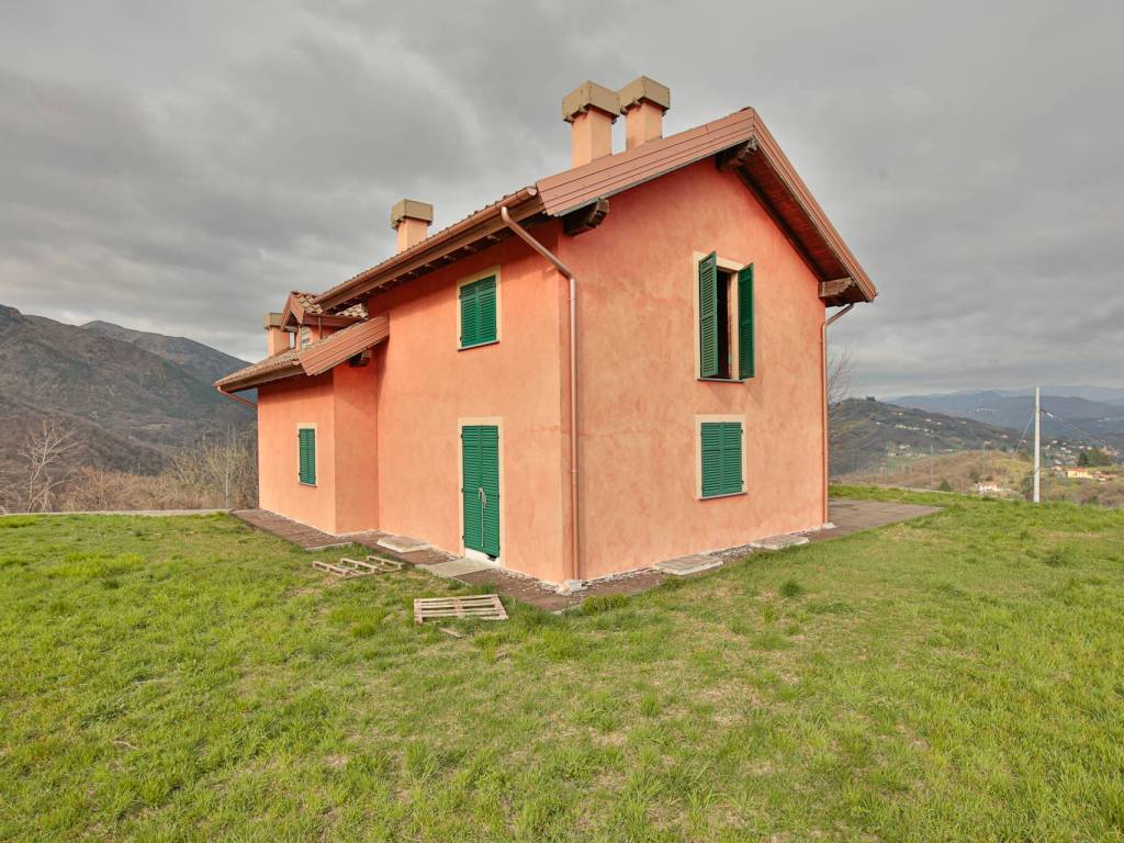 Villa a Ceranesi in Via Paravanico - Foto 3