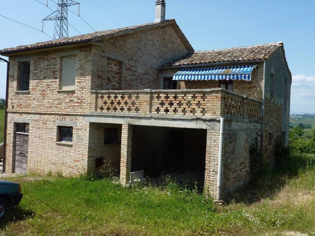 Rustico / casale a Monsampolo del tronto in Contrada Pagliare - Foto 2