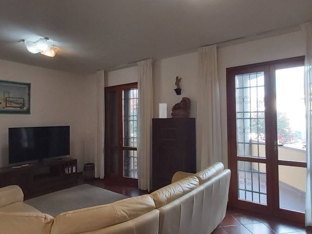 Villa a Poggio a caiano in Viale Aldo Moro - Foto 5