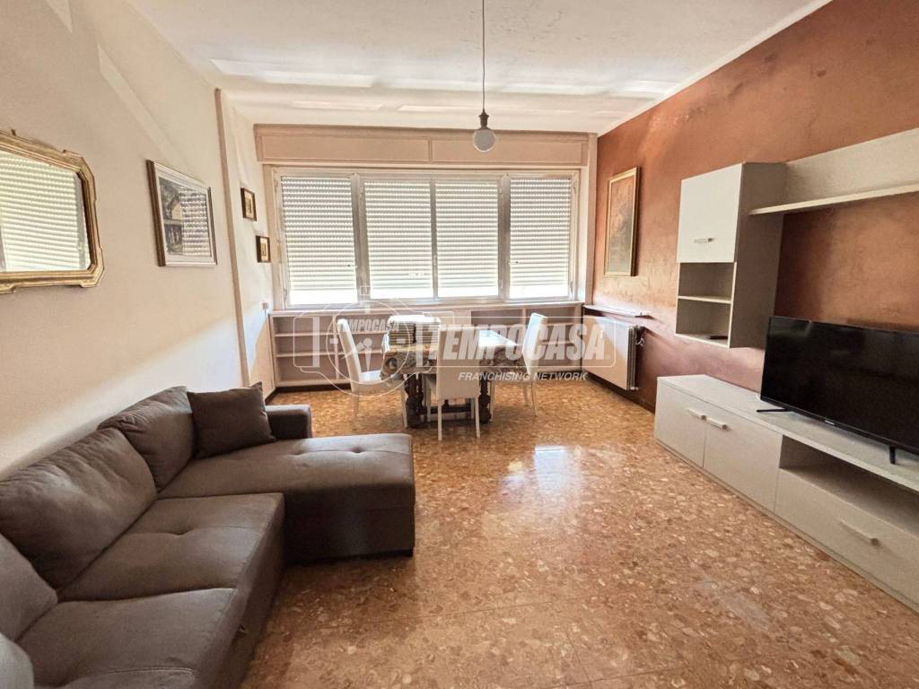 Appartamento a Casale monferrato in Via Paolo Onorato Vigliani - Foto 4