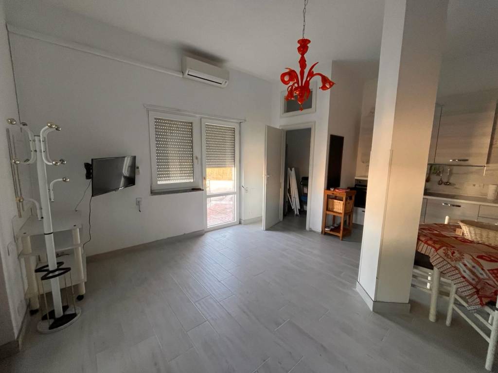 Appartamento a Sellia marina in Viale delle Ginestre - Foto 4