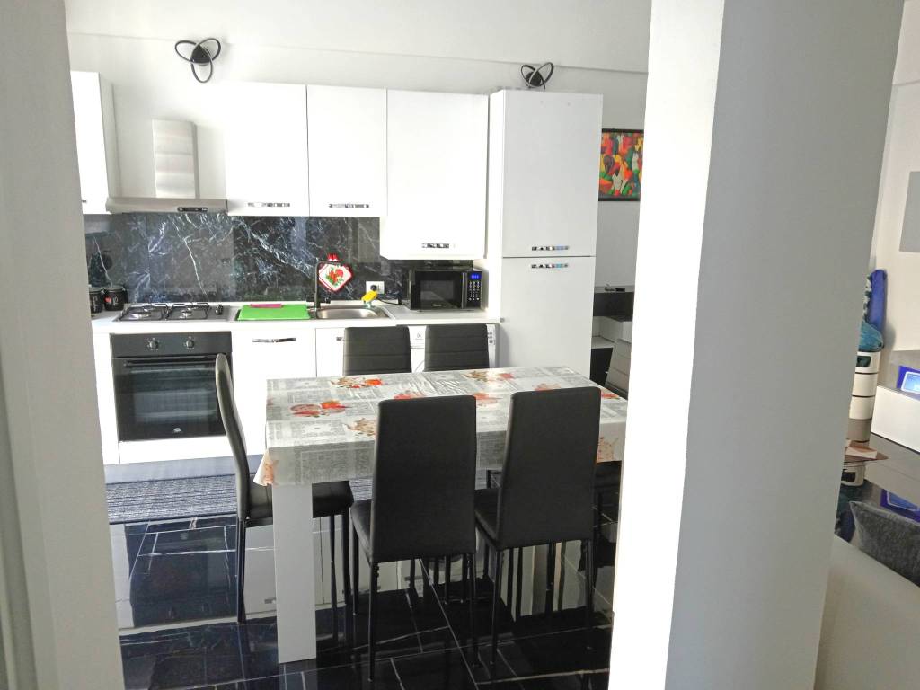 Appartamento a Spotorno in Viale Europa - Foto 5
