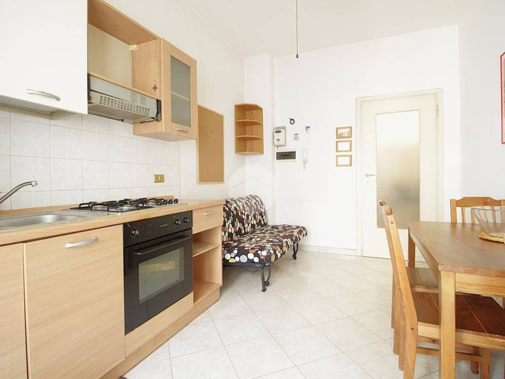 Appartamento a Milano in Viale Certosa, 121 - Foto 2