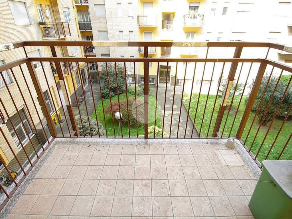 Appartamento a Milano in Viale Certosa, 121 - Foto 3