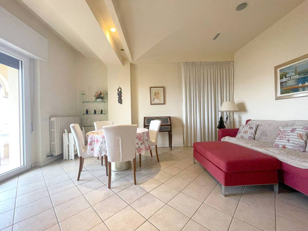 Appartamento a Riccione in Viale Milano - Foto 4