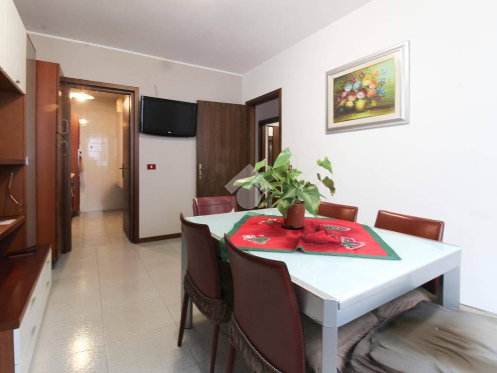 Appartamento a Roseto degli abruzzi in Via Camillo Benso Conte di Cavour, 148 - Foto 3