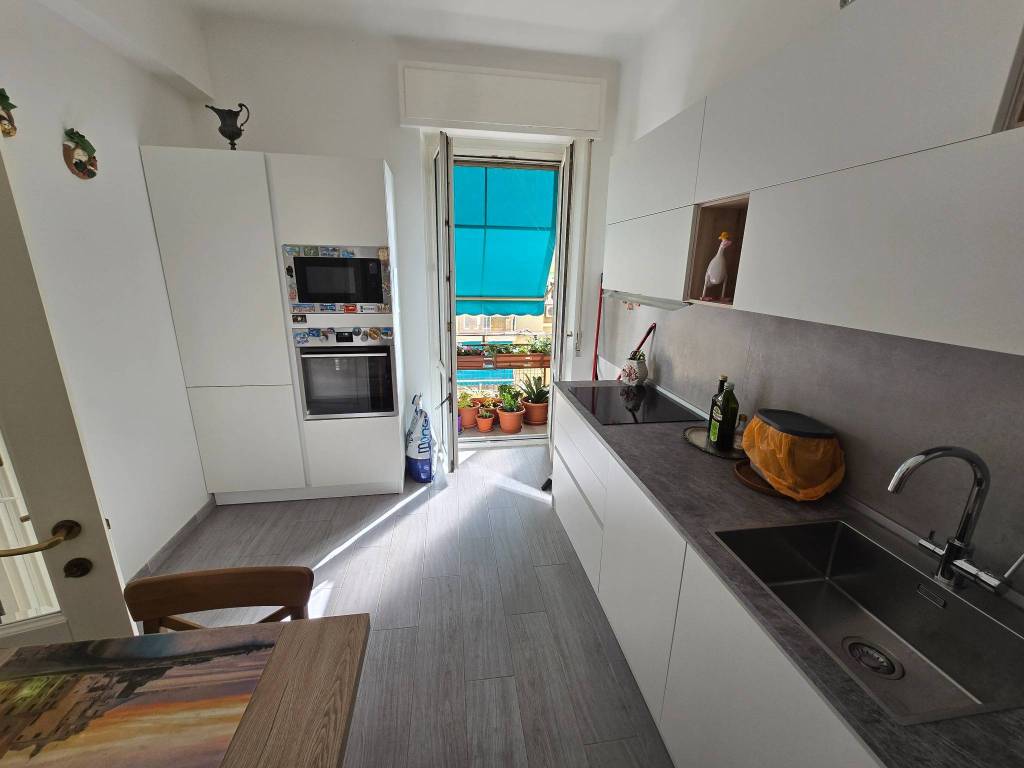 Appartamento a Genova in Via Annibale Passaggi, 7 - Foto 4