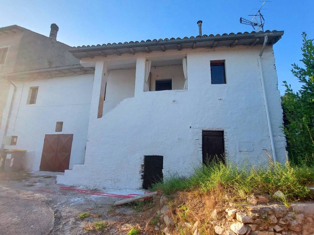 Casa indipendente a Trevi in Strada Provinciale di Trevi - Foto 4