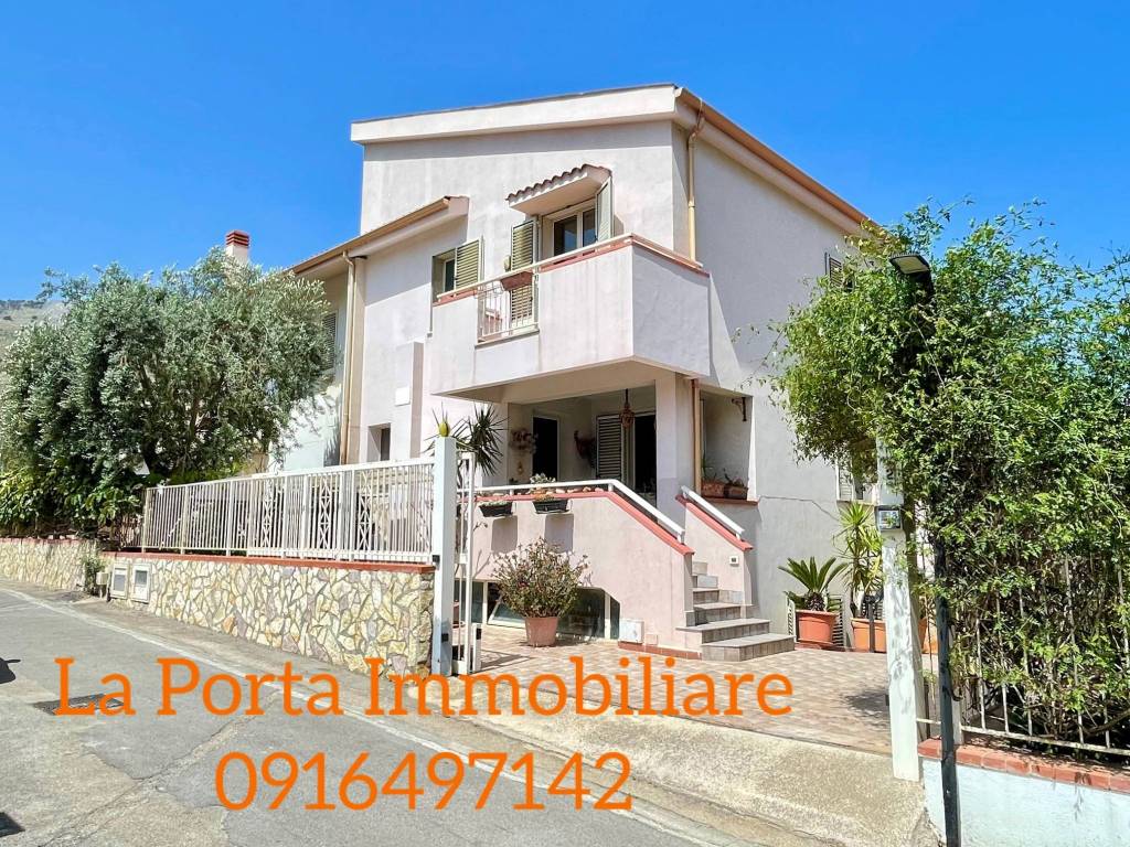 Villa a Palermo in Via Sferracavallo - Foto 1