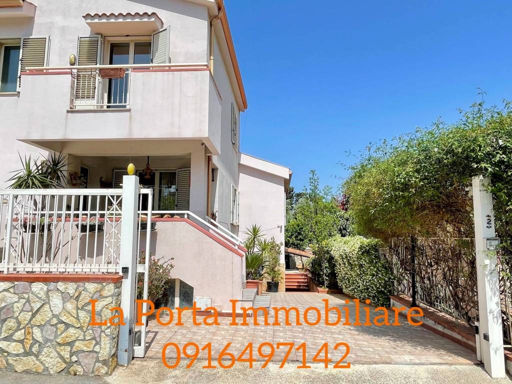Villa a Palermo in Via Sferracavallo - Foto 3