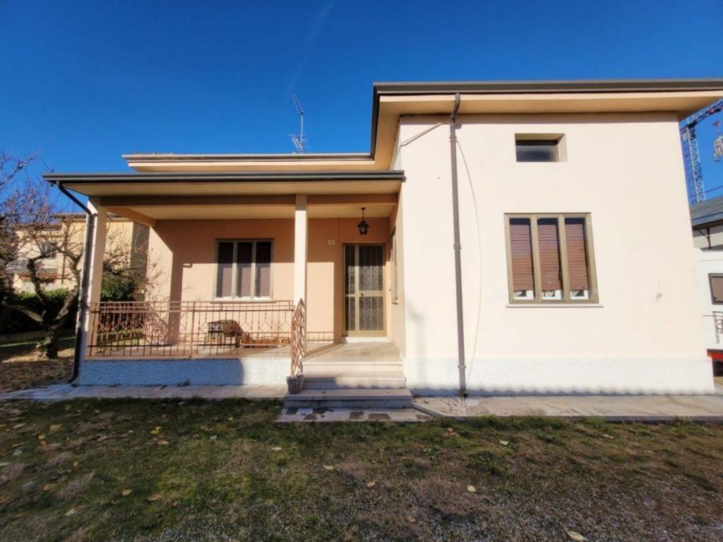Casa indipendente a Tregnago in Strada via - Foto 3