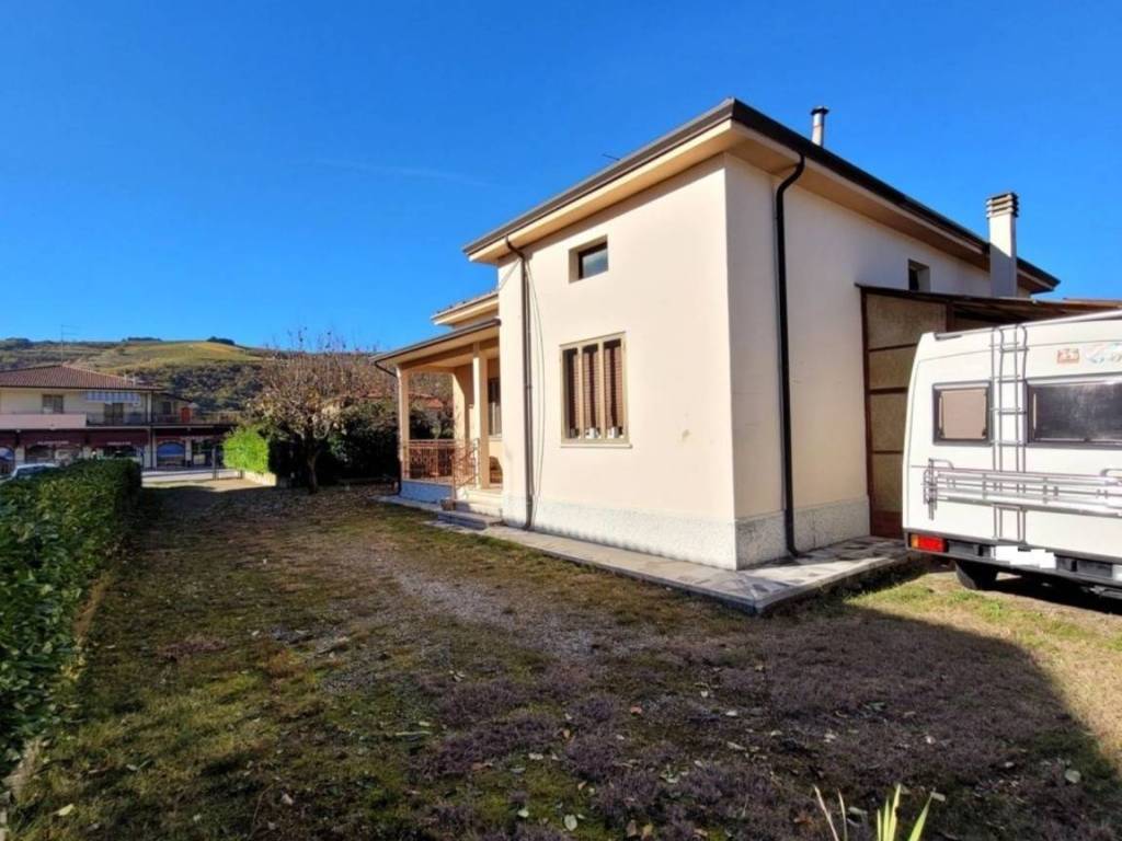 Casa indipendente a Tregnago in Strada via - Foto 5